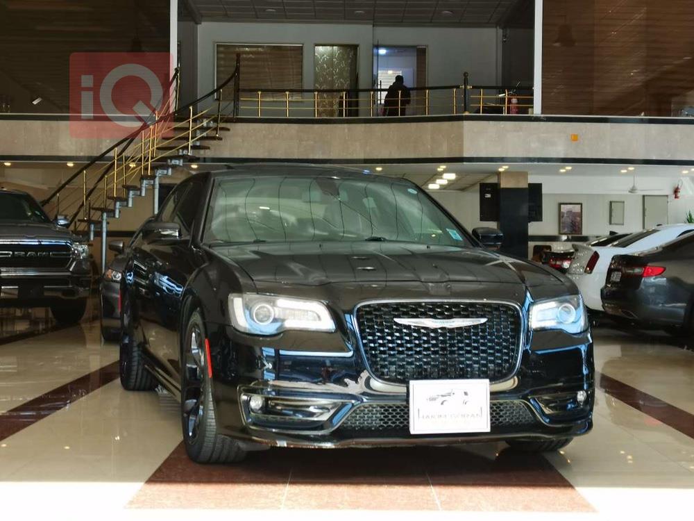 Chrysler 300